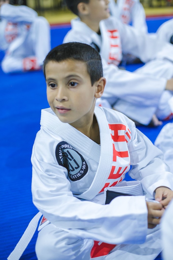 PROJETO-ACOLHER-SETH-JIU-JITSU-SIRIBJJ